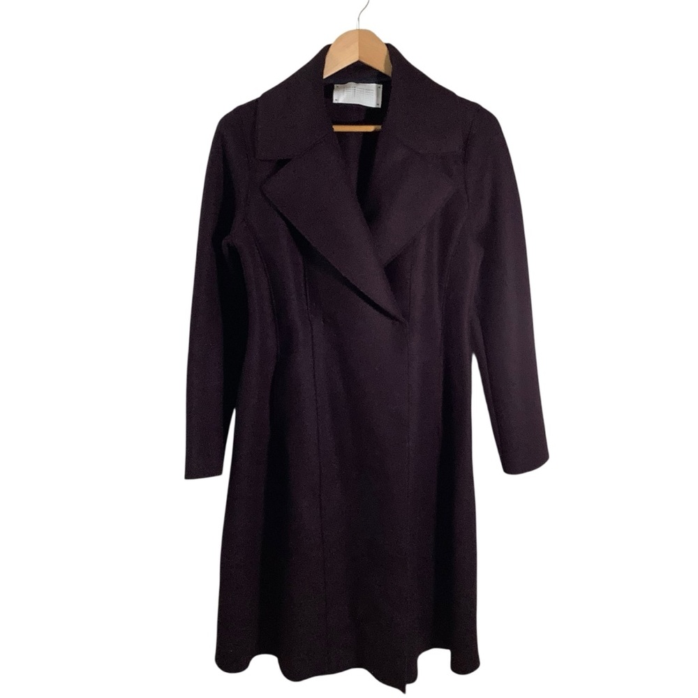 Harris Wharf London Overcoat in Light Pressed Wool Coat Plum